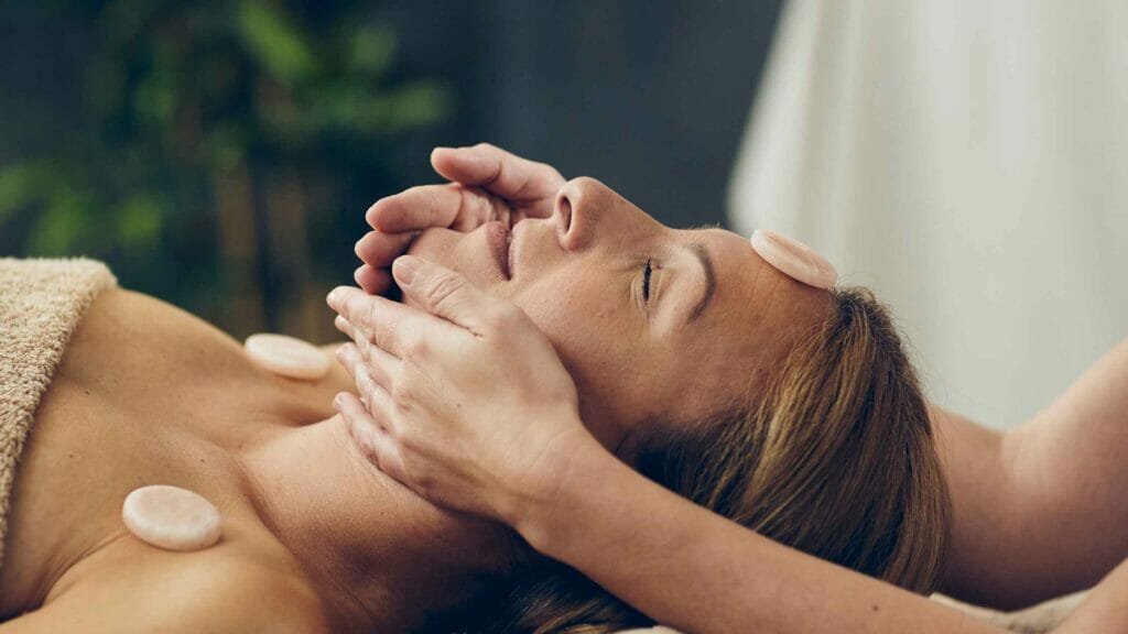 <strong>Contraindications for Himalayan salt stone massage</strong> 2 contraindications for himalayan salt stone massage