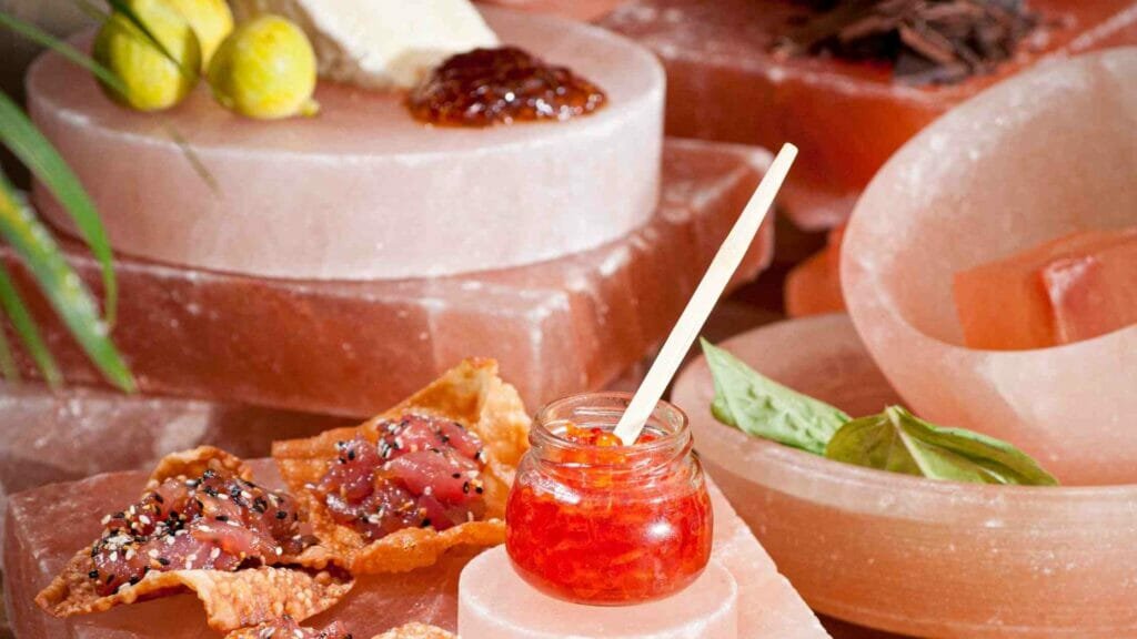Himalayan Salt Crockery: Benefits, Uses and Tricks (2025) 1 Himalayan Salt Crockery
