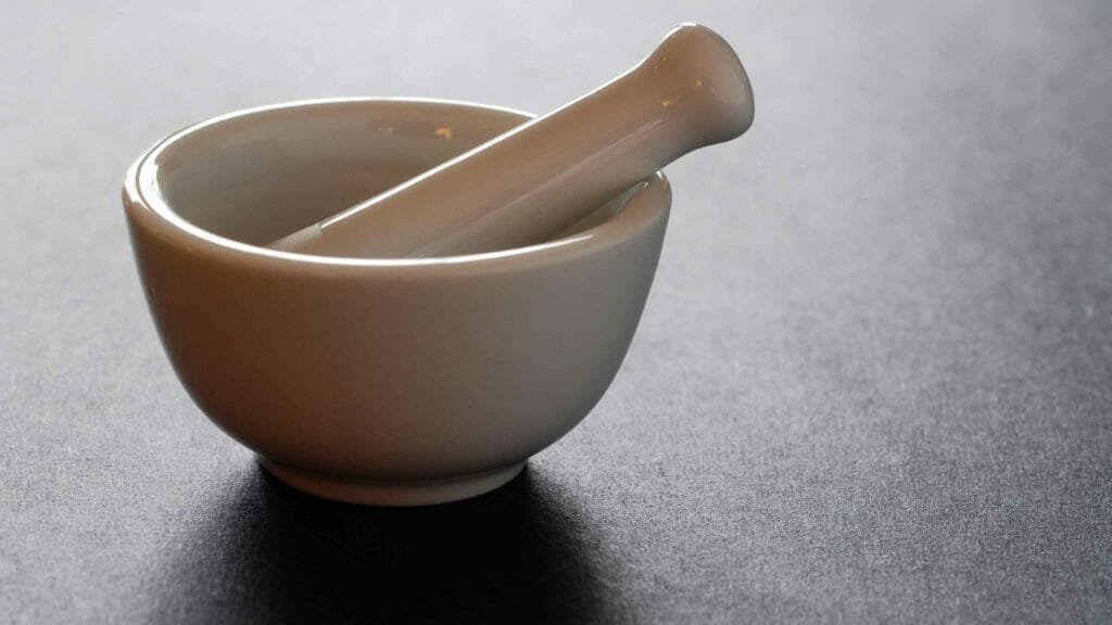 Himalayan Salt Mortar and Pestle 6 Himalayan Salt Mortar and Pestle