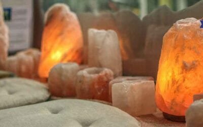 Blogs 10 Pros and Cons of Himalayan Salt Lamp