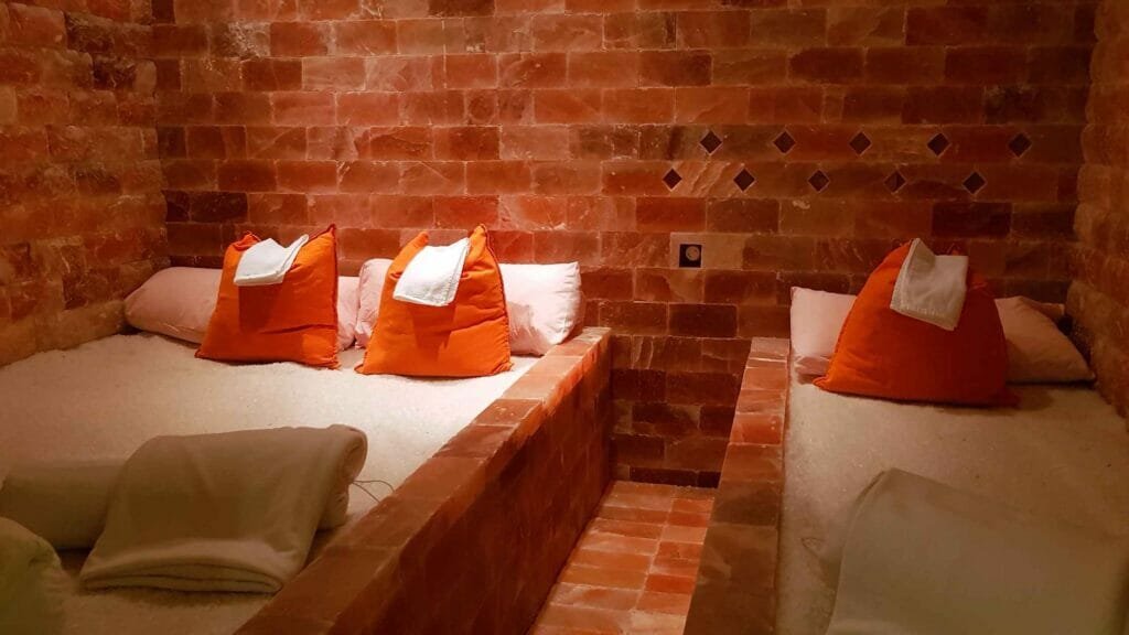Himalayan Salt Sauna