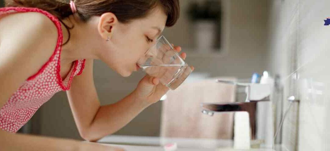 Salt Water Gargling For Sore Throat and Mouth Ulcers – Benefits of Gargling with SaltWater